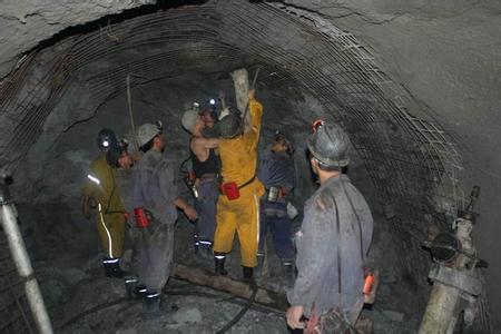 西固工程爆破中的危险因素分析以及应对工程爆破危险的措施